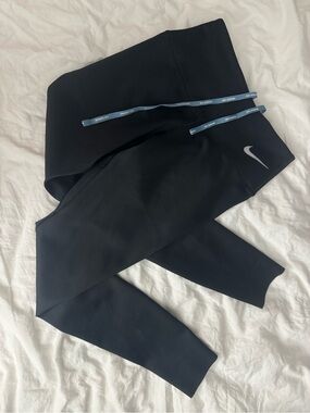 Nike reversible  Black Athletic Leggings with Reflective Swoosh